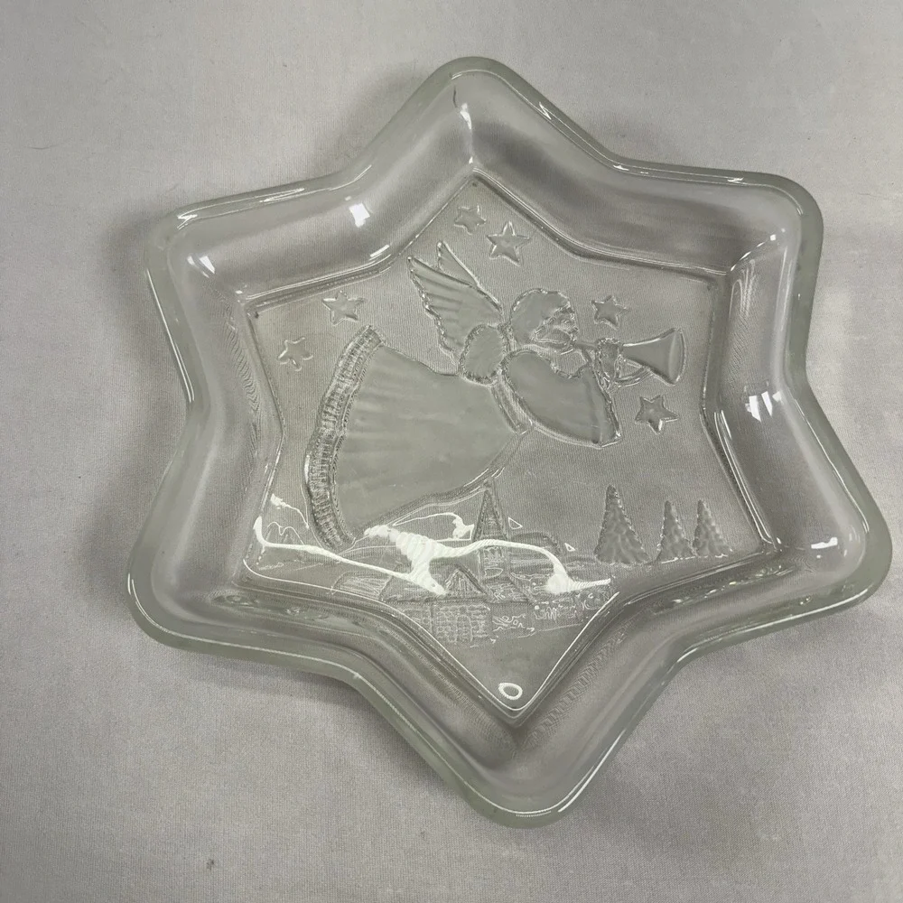 Vintage Mikasa Crystal Christmas Angel Star-shaped Dish- Frosted‎ edges